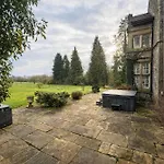 Nyaraló Hanlith Hall *